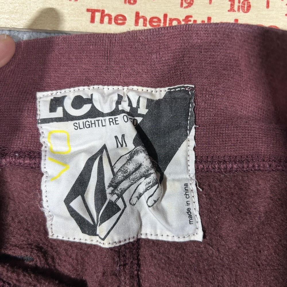 Y2k Volcom Burgundy Sweat Shorts Men's Size Medium #3368 - Picture 2 of 7